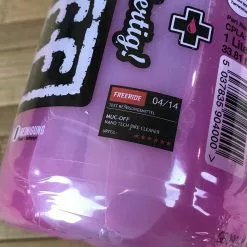 Muc-Off Muc Off Bike Cleaner 1 Liter Spay Reiniger -Fox-Laden 3621b9ee fadc 774a a873 73b2b5fccbcb