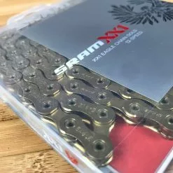 SRAM Kette XX1 Eagle Hollow Pin Gold 12-fach 9 SRAM Kette XX1 Eagle Hollow Pin Gold 12-fach -Fox-Laden 5411606 large
