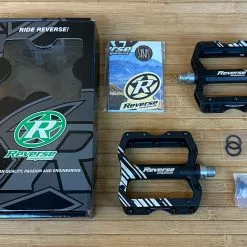 Reverse Components Escape PRO Pedale / Plattformpedale Schwarz