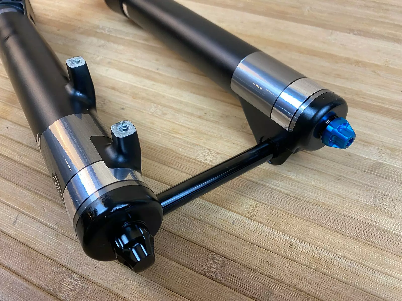 Manitou Mezzer PRO 180mm / 27,5" / Dorado AIR System / Boost Federgabel 8 Manitou Mezzer PRO 180mm / 27,5" / Dorado AIR System / Boost Federgabel – Bild 8