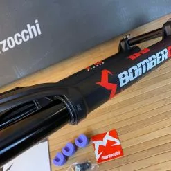 Marzocchi BOMBER DJ Schwarz 100mm / 26" Dirt Federgabel -Fox-Laden 5563326 large