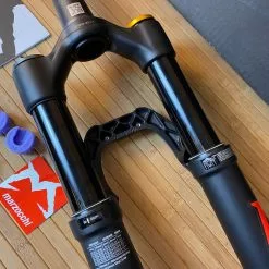 Marzocchi BOMBER DJ Schwarz 100mm / 26" Dirt Federgabel -Fox-Laden 5563333 large