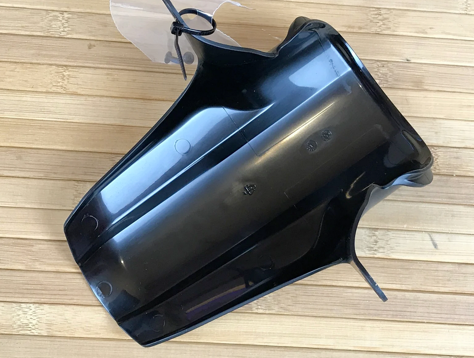 Fox Mud Guard / Schutzblech 36 & 38 Schwarz 4 Fox Mud Guard / Schutzblech 36 & 38 Schwarz – Bild 4