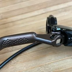 Hayes Dominion A4 Bremse Front / Vorne -Fox-Laden IMG 0009