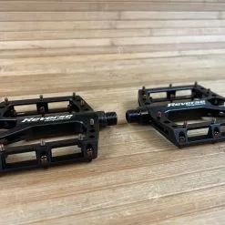 Reverse Components Black One Plattformpedale / Pedale Schwarz/copper -Fox-Laden IMG 0010 d5c7d0e1 ab31 4f75 9879 397d5979421f