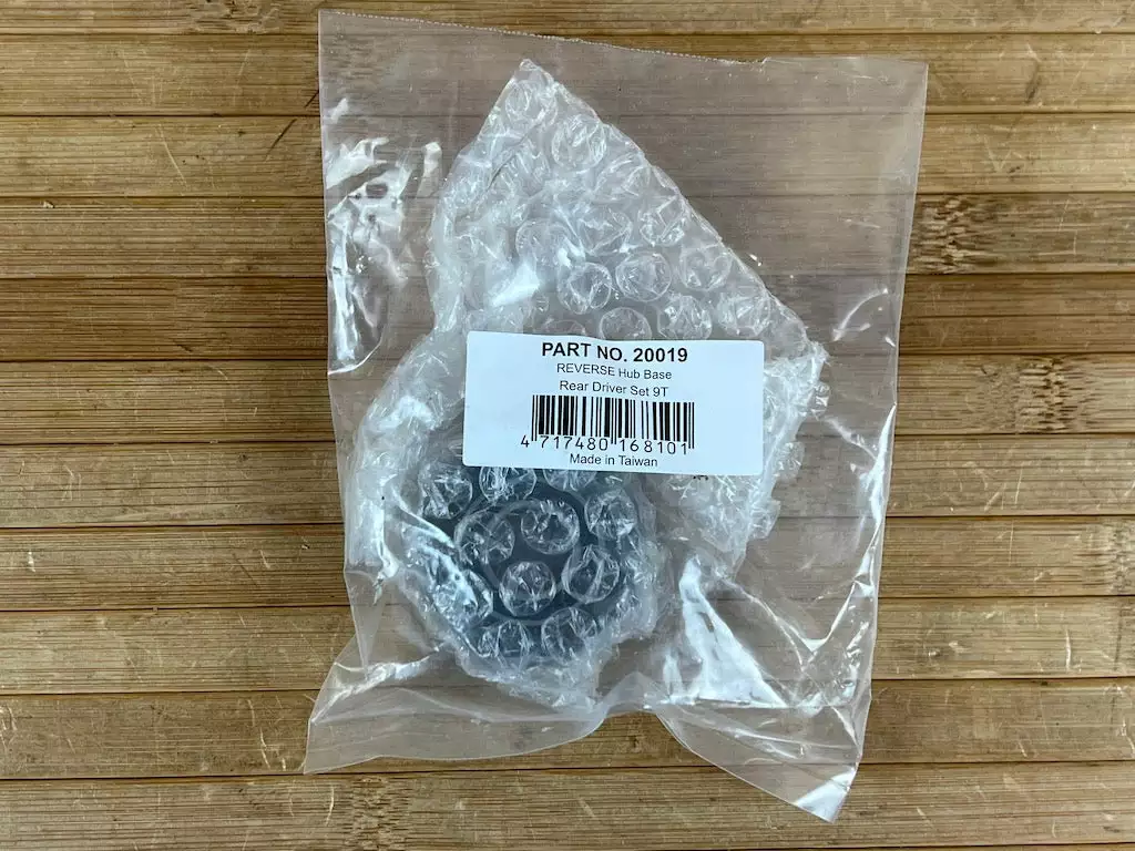 Reverse Components Freilauf Mit 9T Ritzel Für BASE SingleSpeed Nabe 4 Reverse Components Freilauf Mit 9T Ritzel Für BASE SingleSpeed Nabe – Bild 4