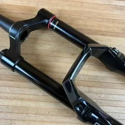 Rock-shox RockShox Zeb Ultimate Federgabel Schwarz 190mm / 27,5" -Fox-Laden IMG 0255 857f9343 8e5b 4513 873d b007553ee67e