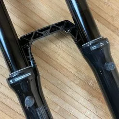 Rock-shox RockShox Zeb Ultimate Federgabel Schwarz 190mm / 27,5" -Fox-Laden IMG 0262