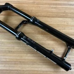 Rock-shox RockShox Zeb Ultimate Federgabel Schwarz 190mm / 27,5" -Fox-Laden IMG 0263