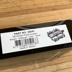 Reverse Components Escape Plattformpedale / Pedale Silver -Fox-Laden IMG 0335