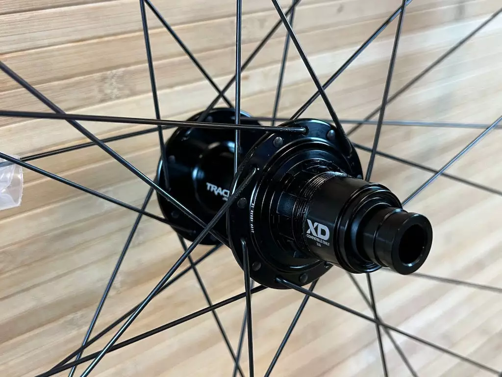 Race Face Aeffect R 30 Hinterrad HR 29" Boost Schwarz XD 4 Race Face Aeffect R 30 Hinterrad HR 29" Boost Schwarz XD – Bild 4