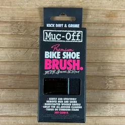 Muc-Off Muc Off Premium Bike Shoe Brush / Schuh Bürste 8 Muc-Off Muc Off Premium Bike Shoe Brush / Schuh Bürste -Fox-Laden IMG 0532 45396186 de8e 4739 a1b6 8c401c2e914a