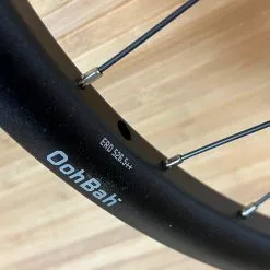 Spank Spoon 32 26" Vorderrad Schwarz 110x20 Und 100x15 -Fox-Laden IMG 0710