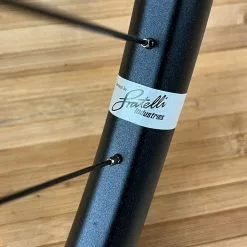 Spank Spoon 32 26" Vorderrad Schwarz 110x20 Und 100x15 -Fox-Laden IMG 0712