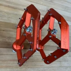 Spank Spike Reboot Pedale / Plattformpedale Orange 11 Spank Spike Reboot Pedale / Plattformpedale Orange -Fox-Laden IMG 0739