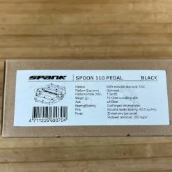 Spank Spoon 110 Pedale / Plattformpedale Schwarz 15 Spank Spoon 110 Pedale / Plattformpedale Schwarz -Fox-Laden IMG 0750 5145e24e 0a54 48b5 bf44 c872f8c8123c