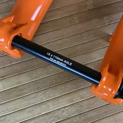 FOX 36 Casting / Lower 2018 27,5" Shiny Orange Boost -Fox-Laden IMG 0766 scaled