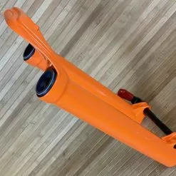 FOX 36 Casting / Lower 2018 27,5" Shiny Orange Boost -Fox-Laden IMG 0771 scaled