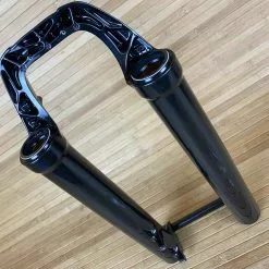 FOX 36 Casting / Lower 2018 27,5" Black Kabolt Boost -Fox-Laden IMG 0776 scaled