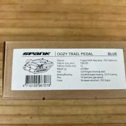 Spank Oozy Trail Reboot Pedale / Plattformpedale Blue 15 Spank Oozy Trail Reboot Pedale / Plattformpedale Blue -Fox-Laden IMG 0784