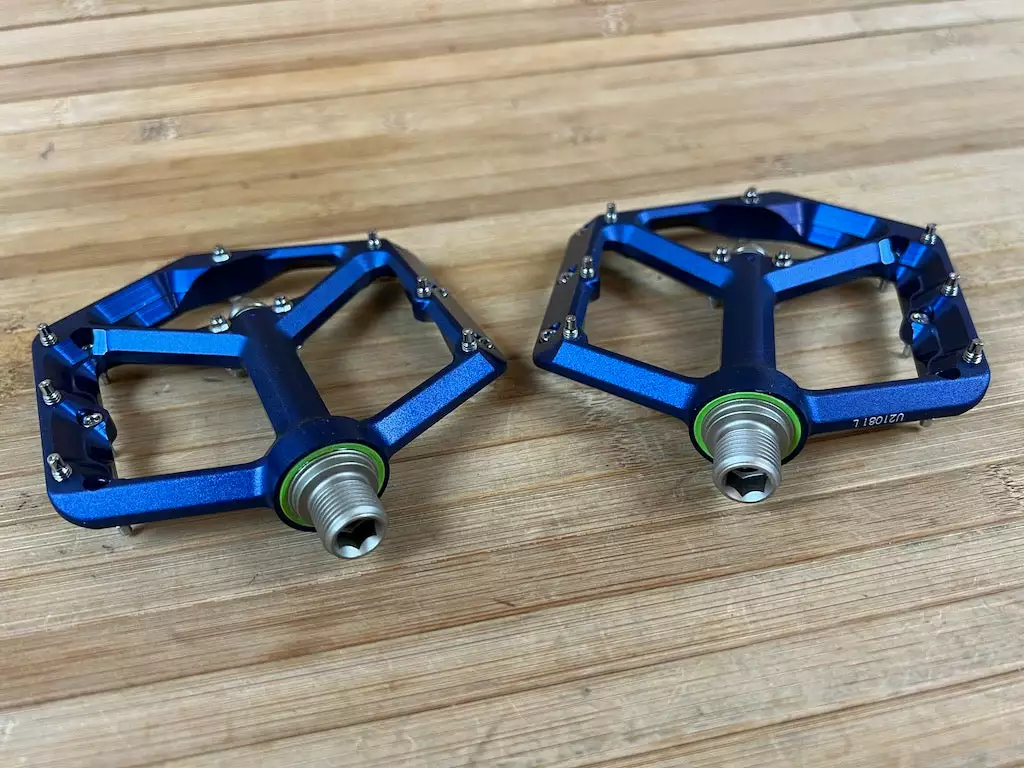 Spank Oozy Trail Reboot Pedale / Plattformpedale Blue 5 Spank Oozy Trail Reboot Pedale / Plattformpedale Blue – Bild 5