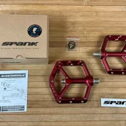Spank Oozy Trail Reboot Pedale / Plattformpedale Red