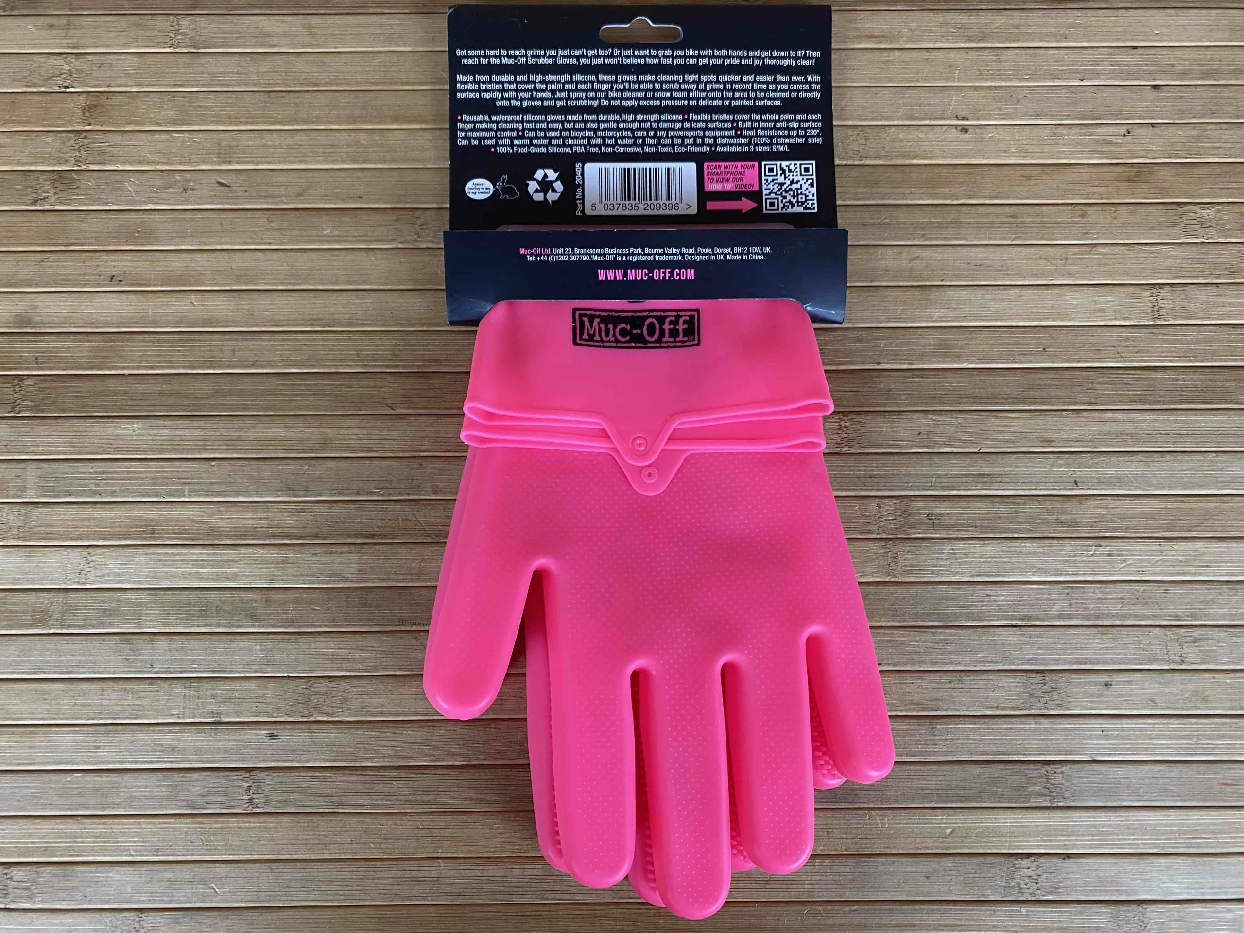 Muc-Off Muc Off Deep Scrubber Gloves Gr. M Waschhandschuhe 3 Muc-Off Muc Off Deep Scrubber Gloves Gr. M Waschhandschuhe – Bild 3