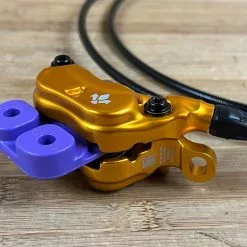 Formula CURA 4 Scheibenbremse Gold VR Oder HR -Fox-Laden IMG 1028 f62808be 15e7 45e4 a9d4 469b9c42b267