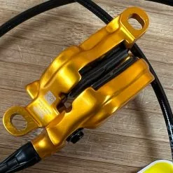 Formula CURA 4 Scheibenbremse Gold VR Oder HR -Fox-Laden IMG 1029 62cc2712 9e38 465f accd 918423e4c4eb