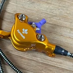 Formula CURA X Scheibenbremse Gold VR Oder HR -Fox-Laden IMG 1040 7410b876 7168 4119 bf35 15222c5519a6