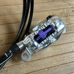 Formula CURA Scheibenbremse Polish VR Oder HR -Fox-Laden IMG 1049 d6800f6e 3257 4abf b63d dd3152fc2011