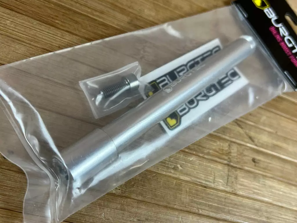 Burgtec Öhlins Boost Achse / Axle Rhodium Silver 2 Burgtec Öhlins Boost Achse / Axle Rhodium Silver – Bild 2