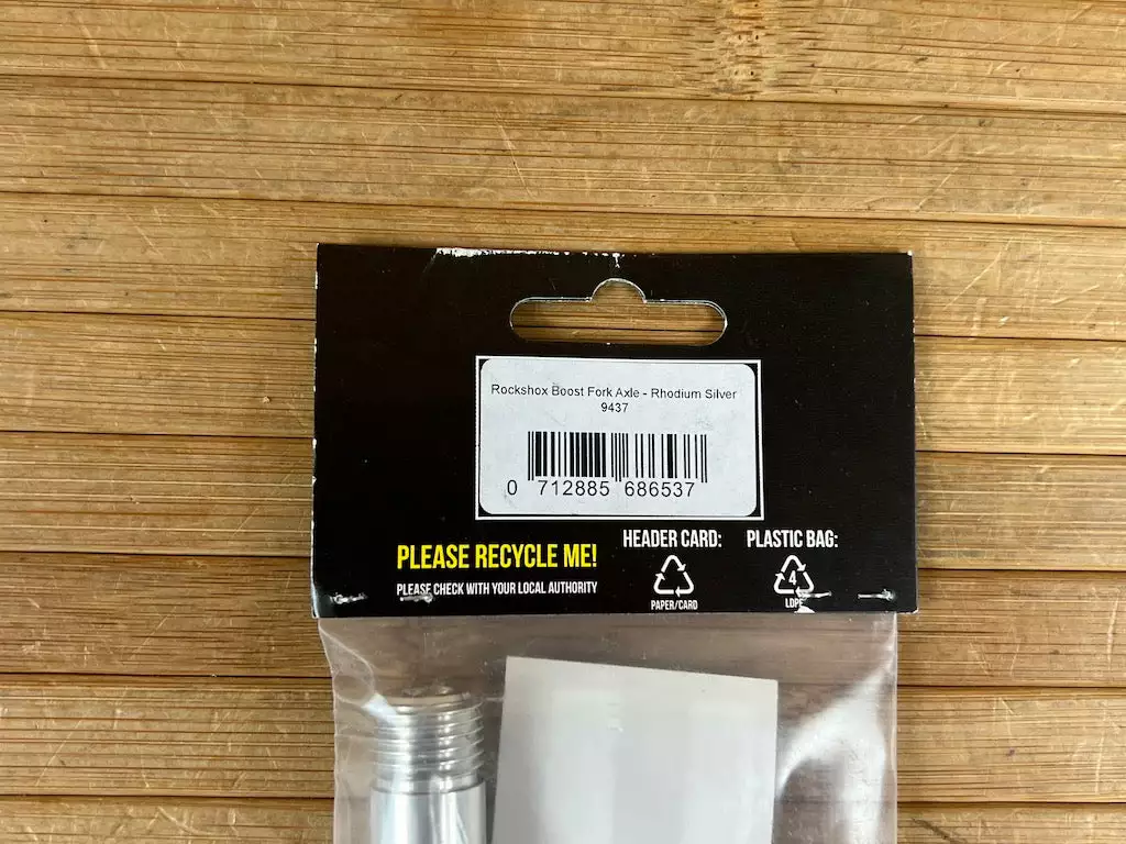 Burgtec Rock Shox Boost Achse / Axle Rhodium Silver 3 Burgtec Rock Shox Boost Achse / Axle Rhodium Silver – Bild 3