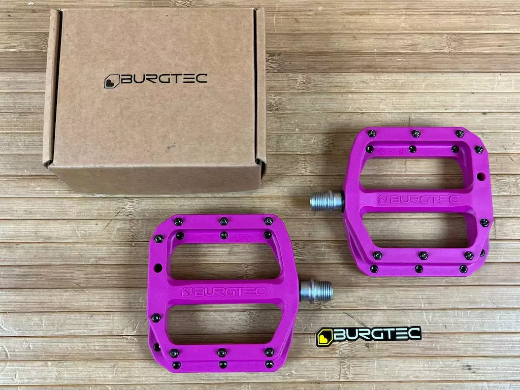 Burgtec MK4 Composite Flat Pedals / Pedale Purple 1 Burgtec MK4 Composite Flat Pedals / Pedale Purple