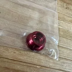 Burgtec Shimano Crank Bolt / Schraube Red -Fox-Laden IMG 1348 a10a22f0 54bf 45d6 b35b 3851a117edd4