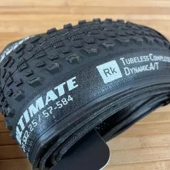 Goodyear Peak Tubeless Complete Ultimate 27,5 X 2,25" XC Reifen 8 Goodyear Peak Tubeless Complete Ultimate 27,5 X 2,25" XC Reifen -Fox-Laden IMG 1503
