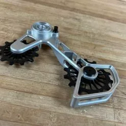 Fraezen Kaefig SRAM AXS / Mechanisch Silber -Fox-Laden IMG 1808 c62ac004 0be6 48b7 b432 25b3545a39f0