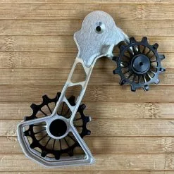 Fraezen Kaefig SRAM AXS / Mechanisch Silber -Fox-Laden IMG 1810 9748458f 5d21 4ae9 acad d2481aaa70a0