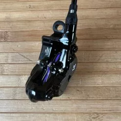 Formula CURA 4 Scheibenbremse Glossy Black VR Oder HR -Fox-Laden IMG 1836