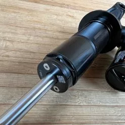 Fox DHX2 Factory Race 225x70mm Trunnion 2021 Dämpfer 16 Fox DHX2 Factory Race 225x70mm Trunnion 2021 Dämpfer -Fox-Laden IMG 1926