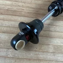 Fox DHX2 Factory Race 225x70mm Trunnion 2021 Dämpfer 18 Fox DHX2 Factory Race 225x70mm Trunnion 2021 Dämpfer -Fox-Laden IMG 1928