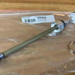 Fox 36 2021 Air Shaft Kit 140mm -Fox-Laden IMG 2137 scaled