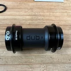 SRAM DUB Pressfit 30 68/73mm Road Innenlager 10 SRAM DUB Pressfit 30 68/73mm Road Innenlager -Fox-Laden IMG 2195