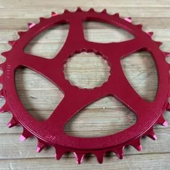 Race Face Kettenblatt Cinch 34T 10-12S Red 8 Race Face Kettenblatt Cinch 34T 10-12S Red -Fox-Laden IMG 2230