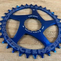 Race Face Kettenblatt Cinch 34T 10-12S Blue 7 Race Face Kettenblatt Cinch 34T 10-12S Blue -Fox-Laden IMG 2265 b81cedbd cb60 47eb a1ea b869cfd39d3a
