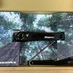 Race Face Turbine Kurbel / Kurbelset 165mm / 136mm Black 22 Race Face Turbine Kurbel / Kurbelset 165mm / 136mm Black -Fox-Laden IMG 2348