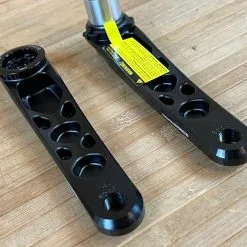 Race Face Turbine Kurbel / Kurbelset 165mm / 136mm Black 17 Race Face Turbine Kurbel / Kurbelset 165mm / 136mm Black -Fox-Laden IMG 2356