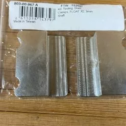 FOX Spezialwerkzeug Float X2 Shaft Clamps -Fox-Laden IMG 3076