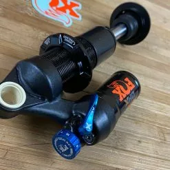 Fox DHX F-S 210 X 55 2022 Dämpfer 14 Fox DHX F-S 210 X 55 2022 Dämpfer -Fox-Laden IMG 3101