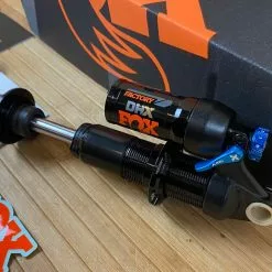 Fox DHX F-S 230 X 60 2022 Dämpfer -Fox-Laden IMG 3133